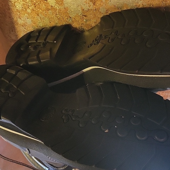 Timberland Boot Shoe - Picture 8 of 8